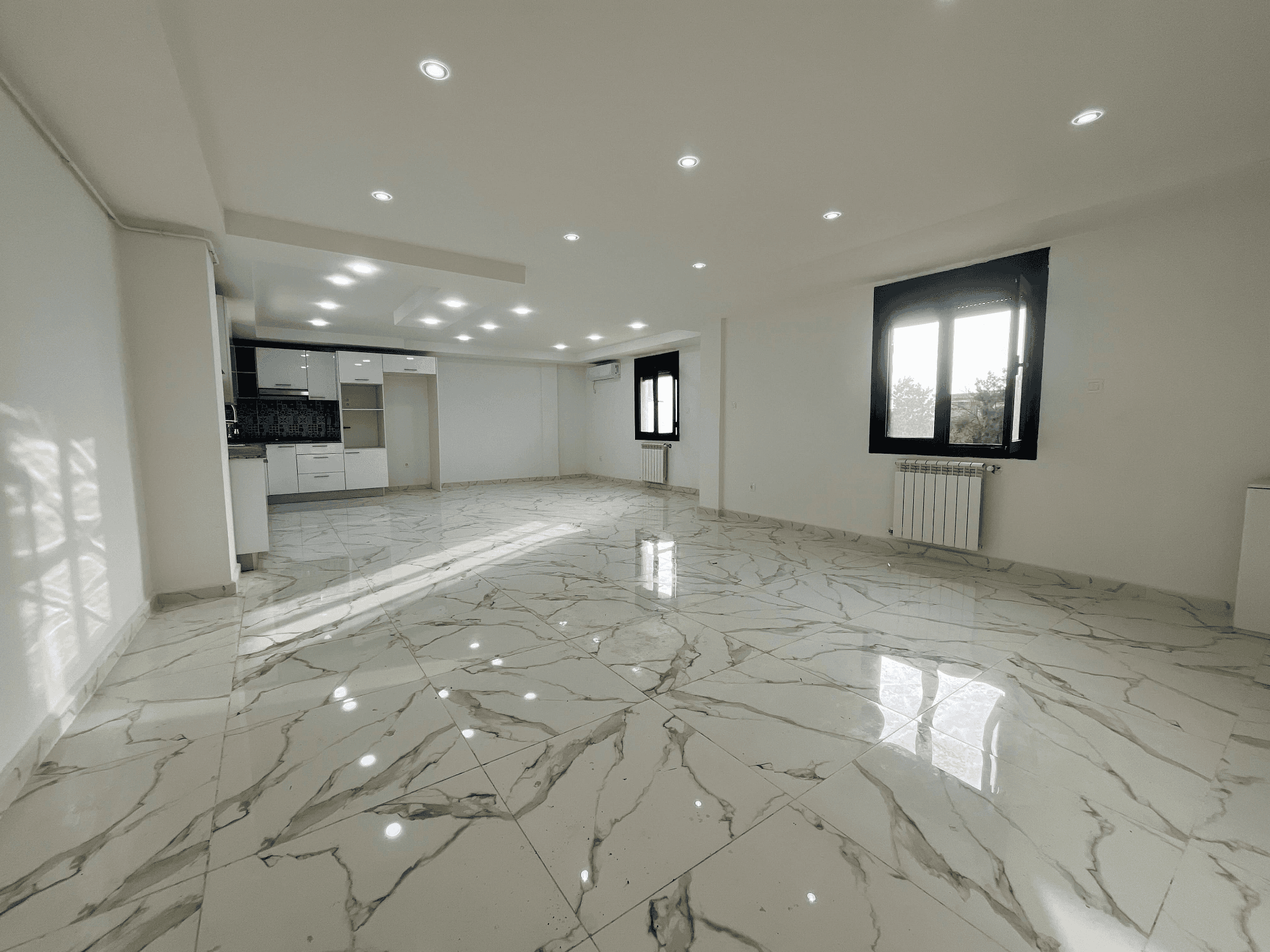 Appartement à Bouzareah, Alger — F3 neuf de 107 m² avec parking — Bouzaréah, Avenue Ali Remli